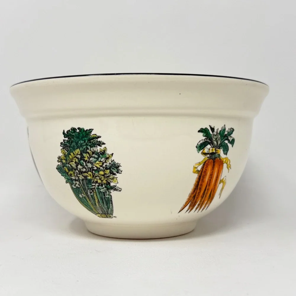 Pfaltzgraff Garden Vegetable Mixing Bowl and Salt Pepper Shakers Set‎ Stoneware